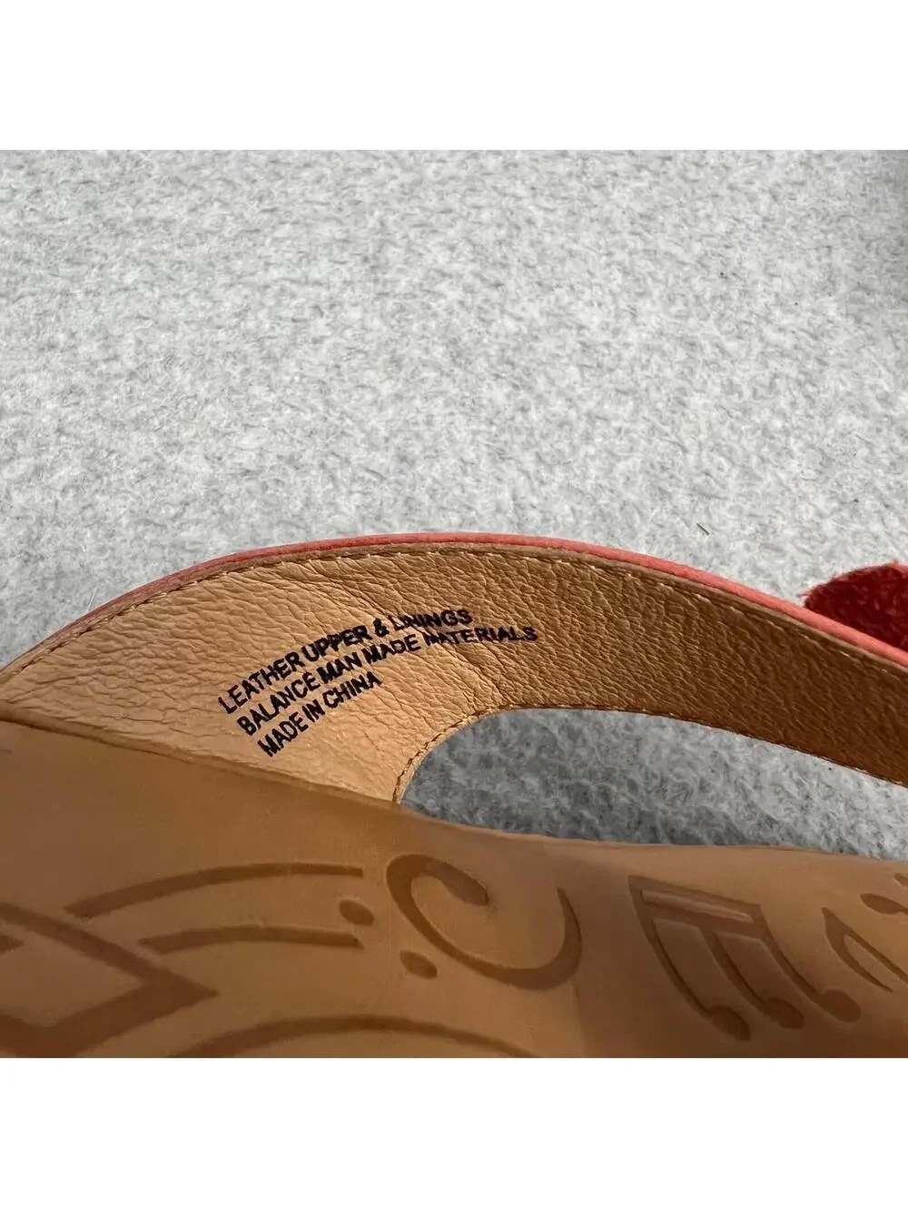 Born Kornelia Coral Leather Flower Womens Sandal Size 7 Flip Flop Thongs Comfort